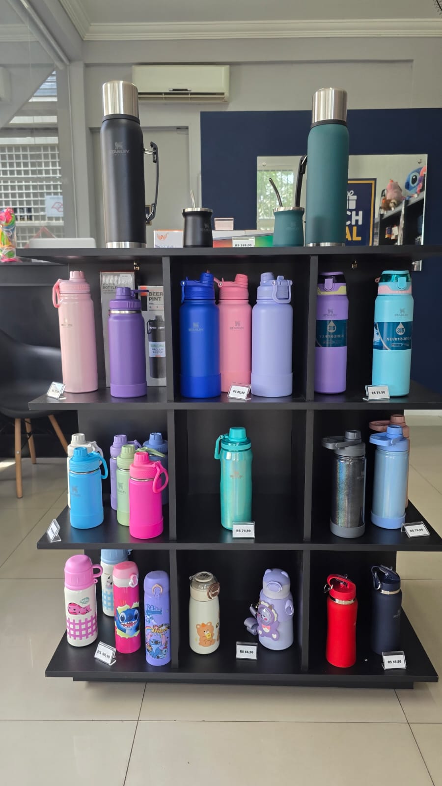 Prateleira de produtos - Acessórios